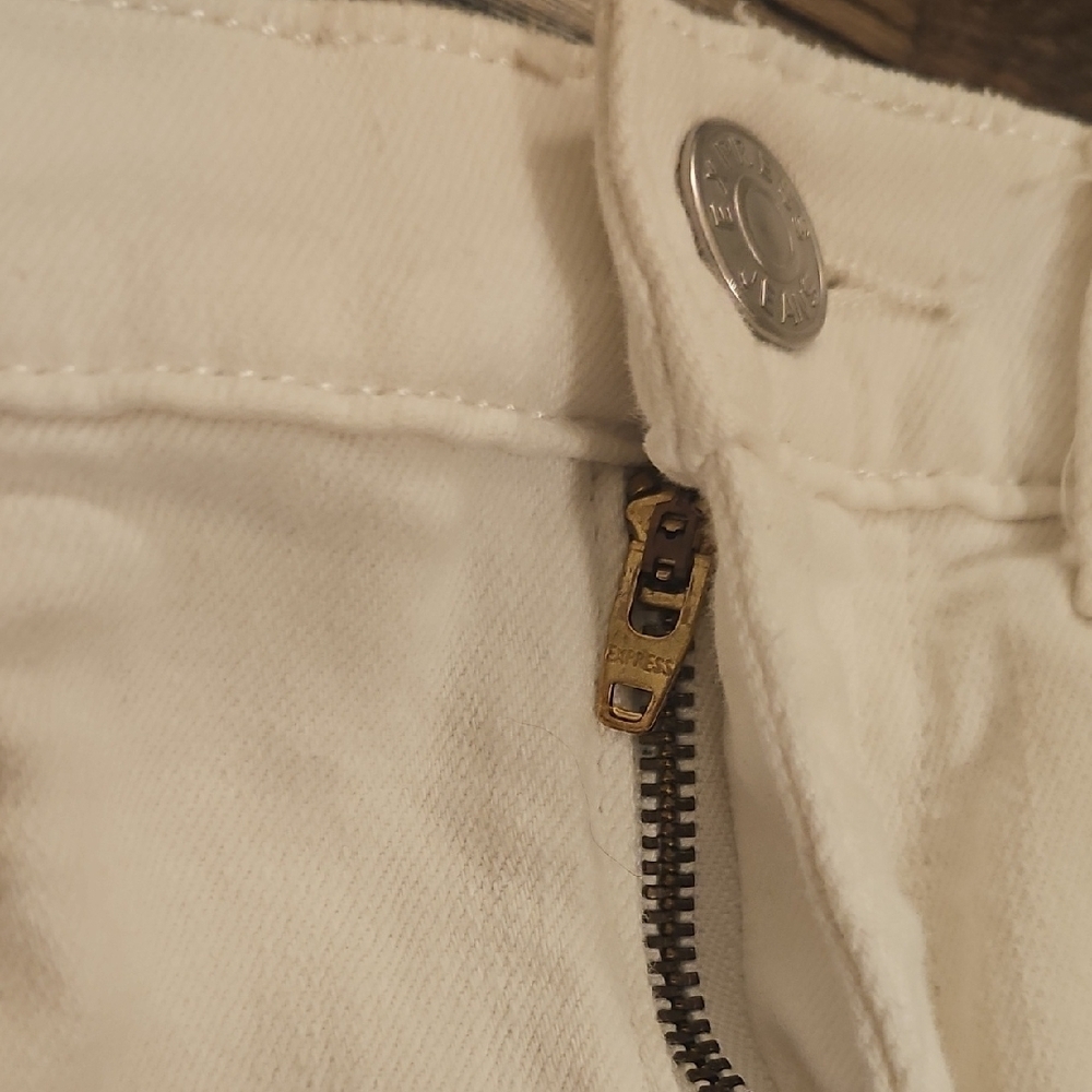 Express White Distressed Jean Shorts - Picture 7 of 11